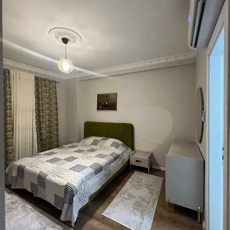 Univers House Apartment Laknas